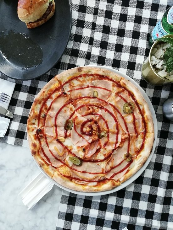 Etna Pizzeria, Ankara YiyeGeze
