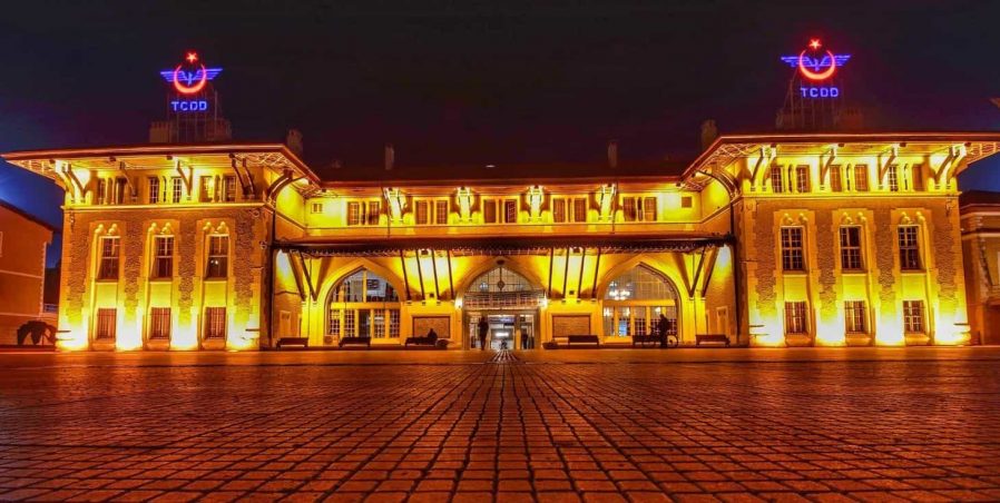 Adana Tren İstasyonu