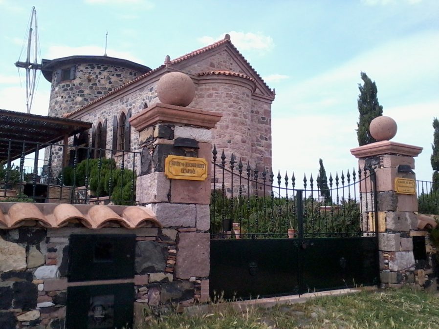 Agios Yannis Kilisesi