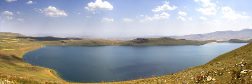 Aygır Gölü