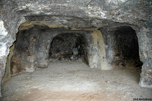 Zağ Mağarası