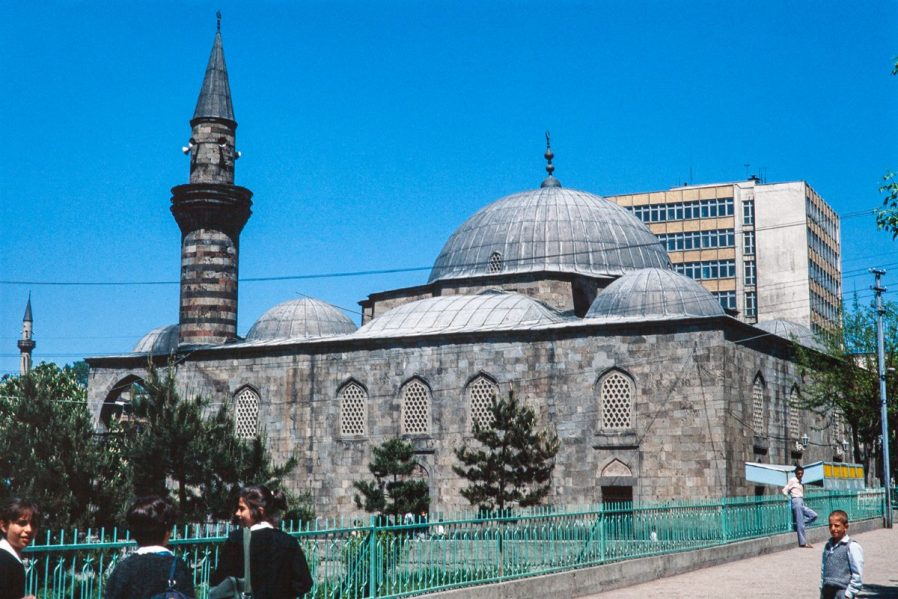 Lala Paşa Camii