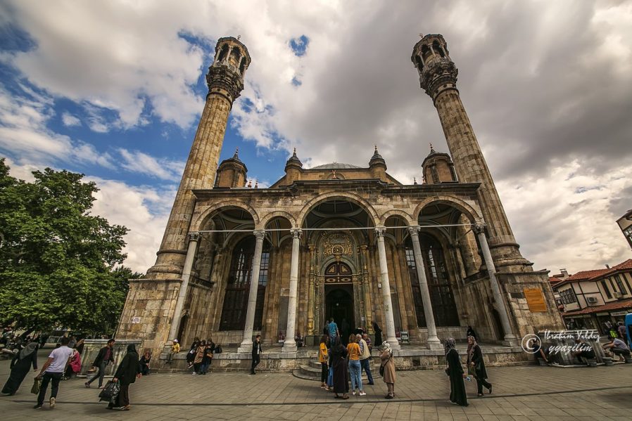 Aziziye Camisi