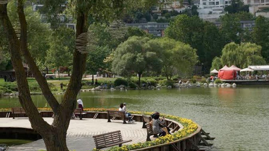 Bahçeşehir Gölet Parkı