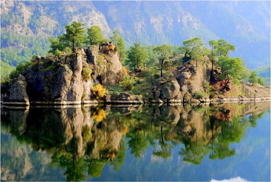 Karacaören Gölü