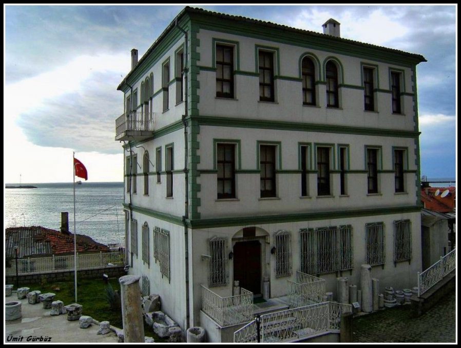 Halil Paşa Konağı