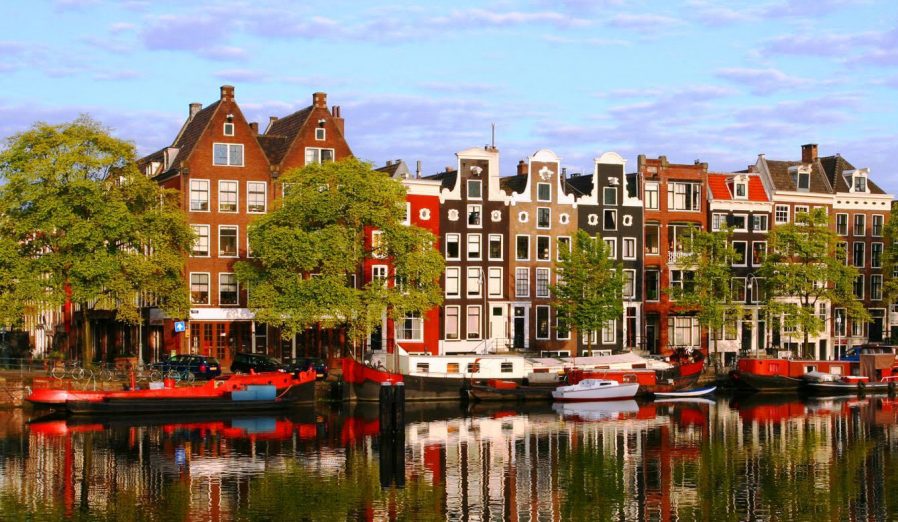 Amsterdam Kanalları 