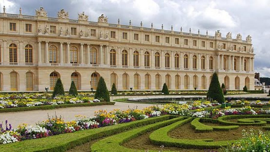Versay Sarayı ve Bahçeleri