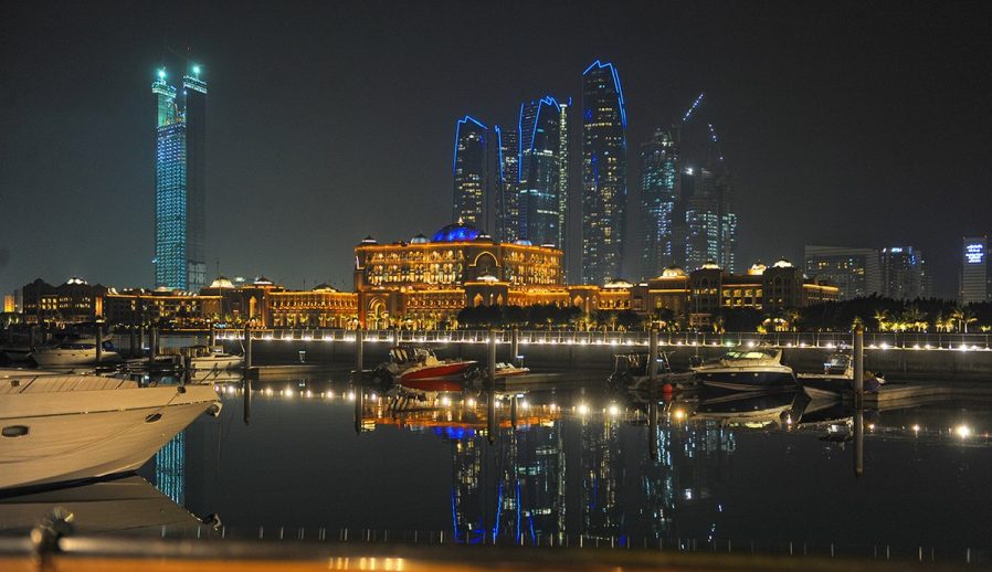 Abu Dhabi’yi de Görün