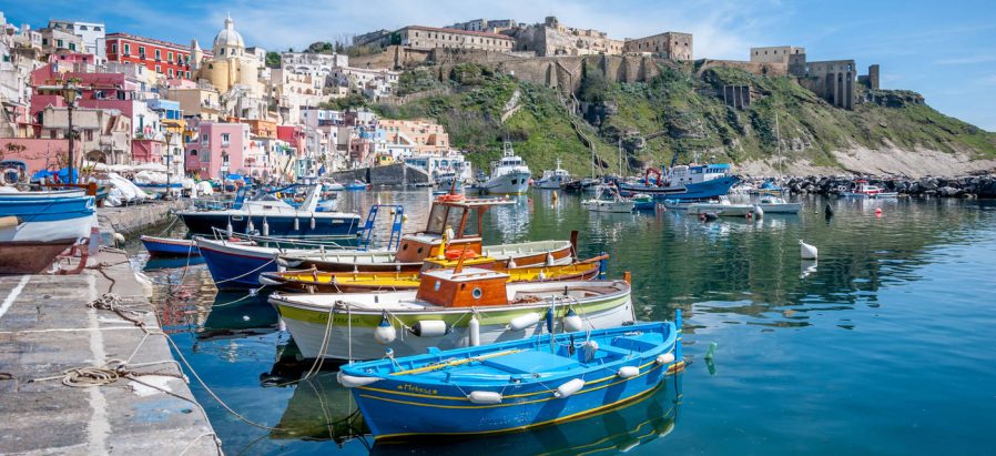 Capri Adası’nda Sosyeteye Karışın, Procida Adası’nda Fotoğraf Çekin