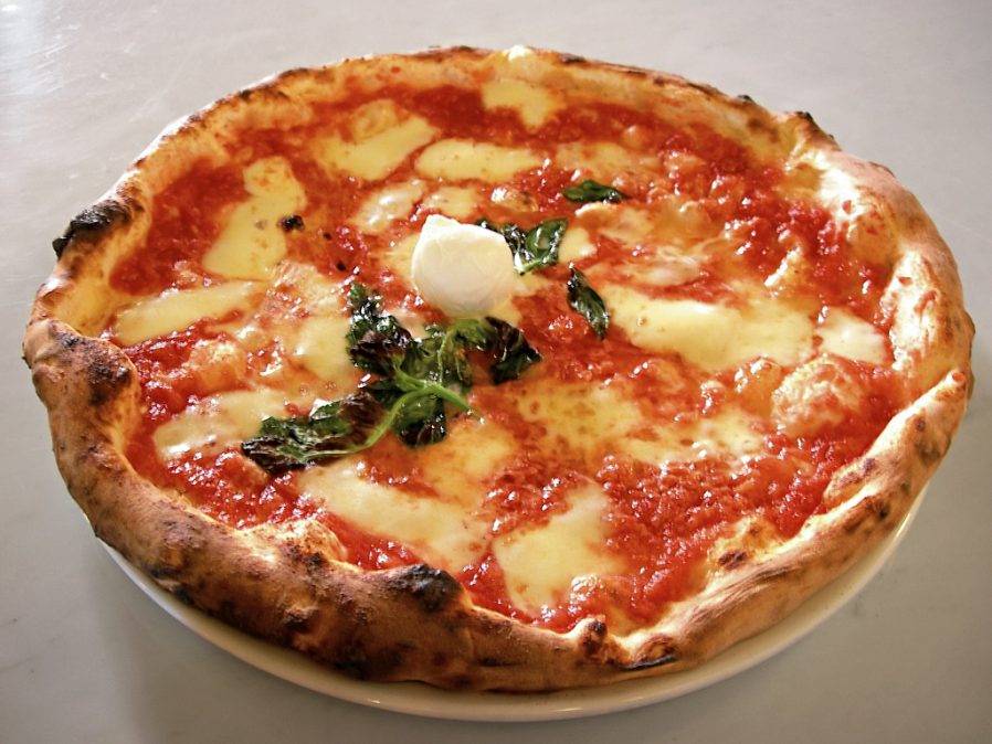 Napoli Usulü Pizza Tadın