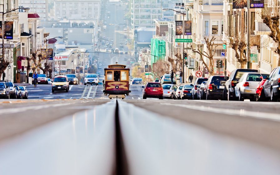 San Francisco Yokuşlarını Tramvayla Çıkın