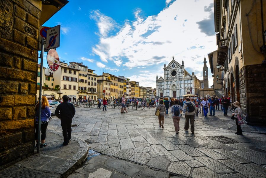 Santa Croce’nin Ara Sokaklarını Dolaşın