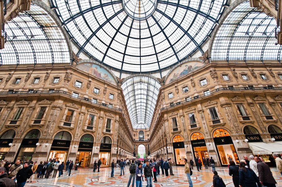 Grand Galleria Vittorio Emanuele II’ye Gidip AVM Nasıl Olurmuş Görün